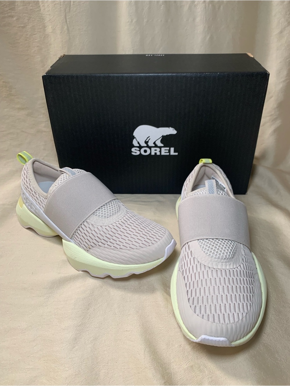 NWT Sorel Kinetic Impact Strap Slip-on Sneakers